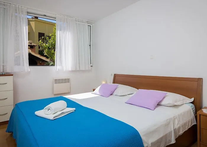 Apartment Mirjana