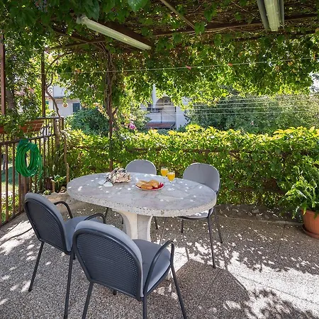 Mirjana Apartman